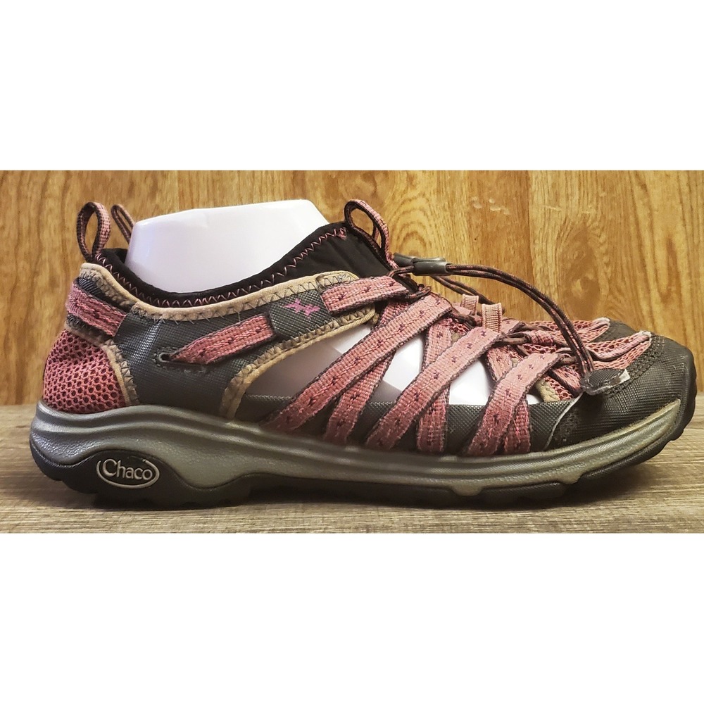 Chaco‎ Outcross EVO 1 Shoes Women's Size 9 Pink Gray